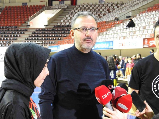 Bakan Kasapoğlu: “Yarının Sultanları” Programına Katıldı
