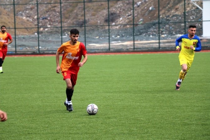 Hekimhan’da Yarım Düzine Gol