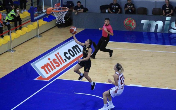 Kadınlar Basketbol Süper Ligi: Elazığ İ̇l Özel İ̇dare: 46 - Fenerbahçe: 105
