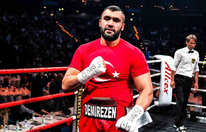 Ali Eren Demirezen Hollywood’da Ringe Çıkıyor