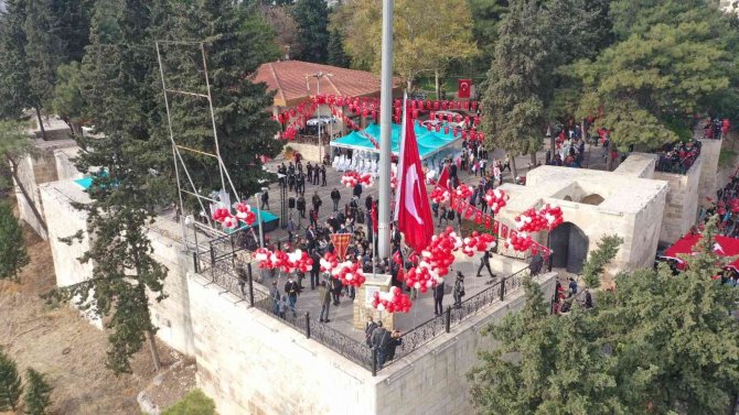 Güngör: “Türk Bayrağı Ümmetin Ümididir”