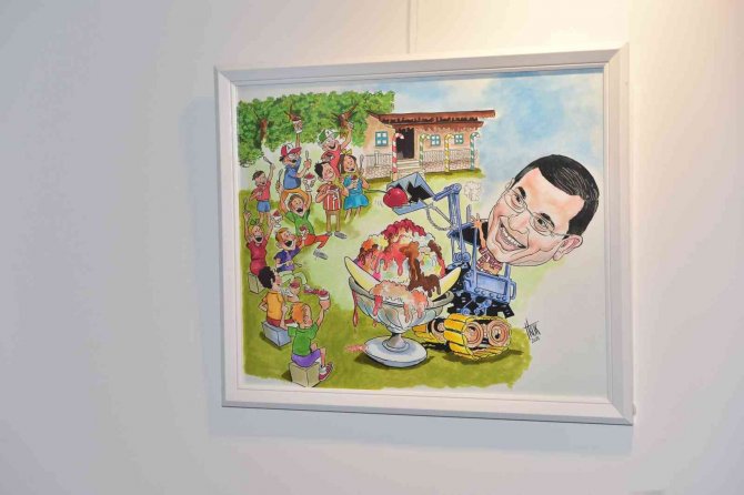 ‘Yüzler Ve İ̇zler’ Karikatür Sergisi Büyük İlgi Gördü