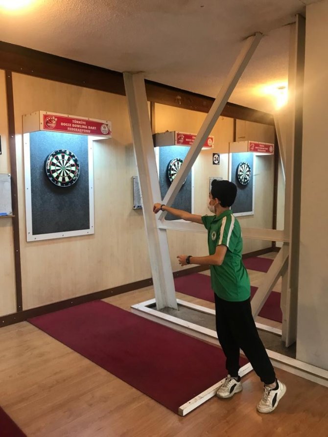 Mamaklı Genç Dartçılar Son 16’da