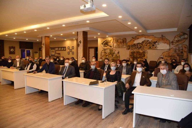 Kamu Kurumlarında Çalışan Personele Yönelik Temel Fotoğrafçılık Eğitimi