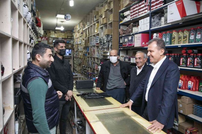 Başkan Seçer Esnafla Bir Araya Geldi