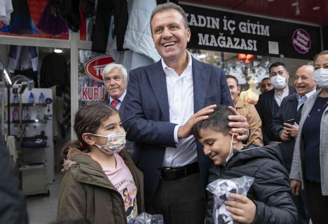 Başkan Seçer Esnafla Bir Araya Geldi