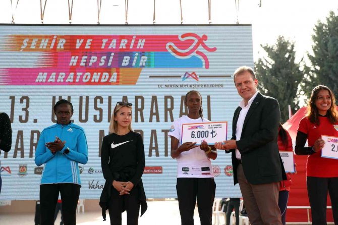 13. Uluslararası Tarsus Maratonu Koşuldu