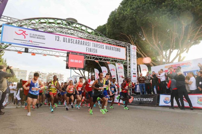 13. Uluslararası Tarsus Maratonu Koşuldu
