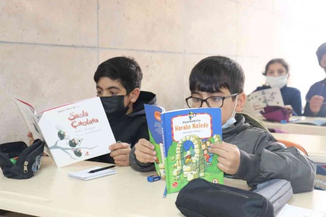 Mülteci Çocuklarına Okuma Etkinliği