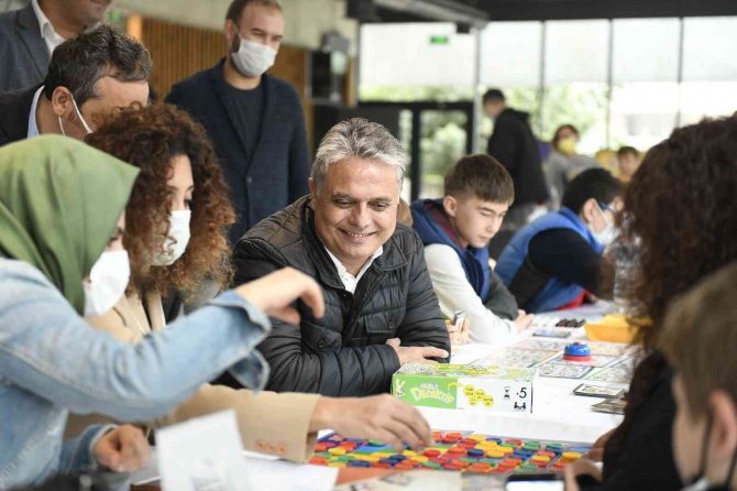 Çocuklar, Akıl Ve Zeka Oyunları Buluşması’nda Bir Araya Geldi