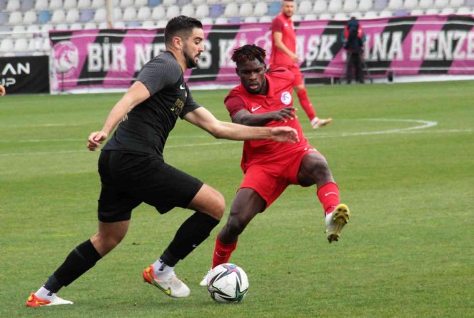 Spor Toto 1. Lig: Ankara Keçiörengücü: 3 - Ümraniyespor: 2