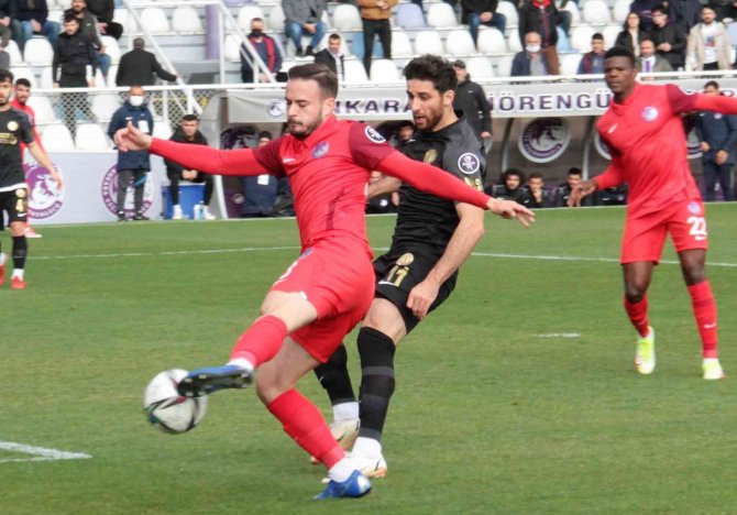 Spor Toto 1. Lig: Ankara Keçiörengücü: 3 - Ümraniyespor: 2