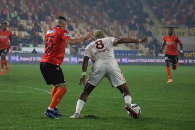 Spor Toto Süper Lig: Yeni Malatyaspor: 0 - Galatasaray: 0 (Maç Sonucu)