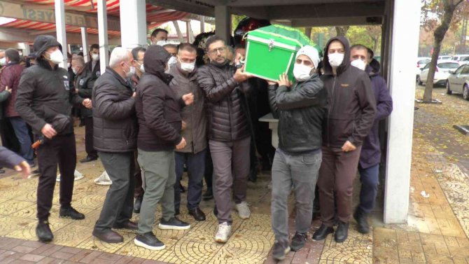 Op. Dr. Temur Bülbül İçin Kurucusu Olduğu Hastanede Tören Düzenlendi