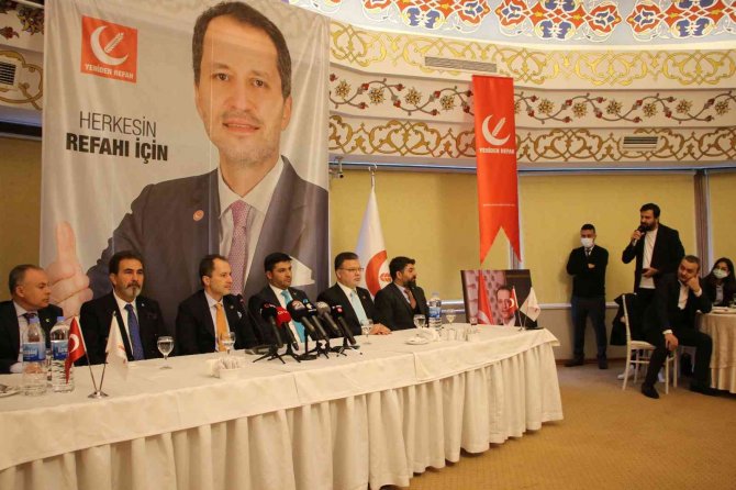 Yeniden Refah Partisi Genel Başkanı Erbakan: “Yeni İttifaklar, Alternatiflerin Çıkması Mümkün, Yeni Partiler Kuruluyor”