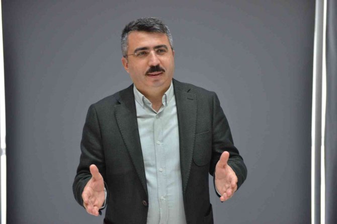 Yazar Adayları Ders Başı Yaptı