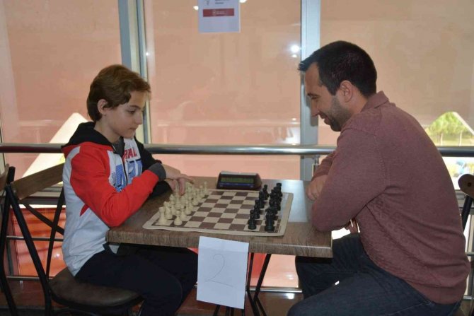 Öğretmenler Günü Satranç Turnuvası Sona Erdi