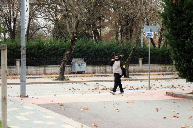 Meteoroloji Uyarmıştı Sakarya’da Etkisini Göstermeye Başladı