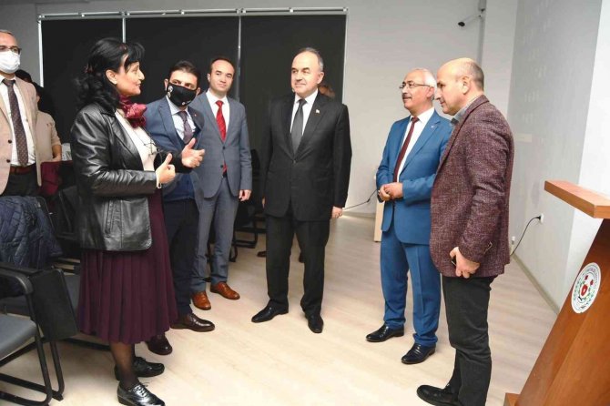 Tıbbî Bitkiler Ve Alternatif Tıp Hayatımızın Bir Parçası