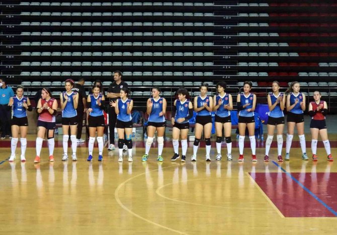 Kepez’in Sultanları, Megaspor Derbisinden Galip Ayrıldı