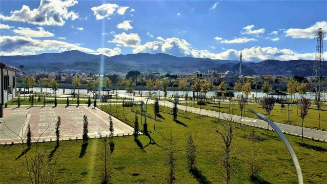 Osmancık Halk Kütüphanesi Yeni Yerine Taşındı