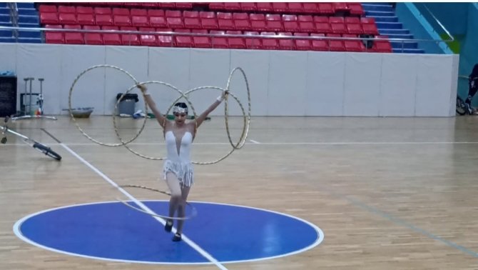 Van’da Sirk Gösterisi