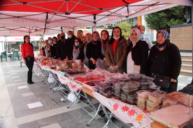 Devrek İ̇stiklal İ̇lkokulu’ndan Dayanışma Etkinliği