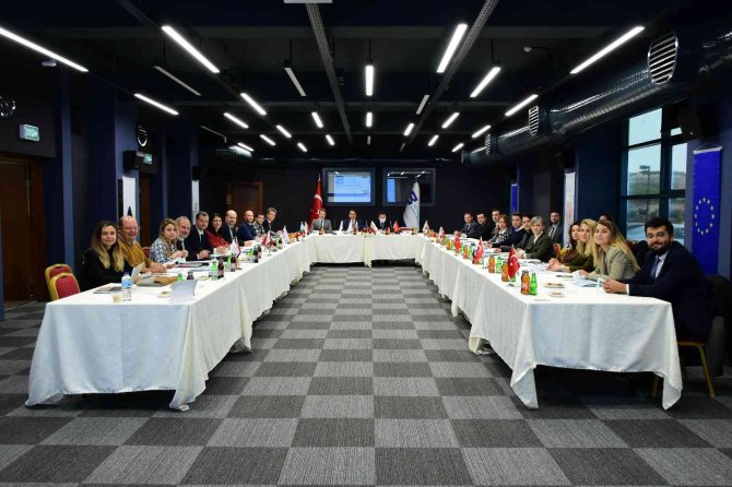 Eti̇m Eskişehir’de Sanayiye Ve Kobi̇’lere Güç Katacak