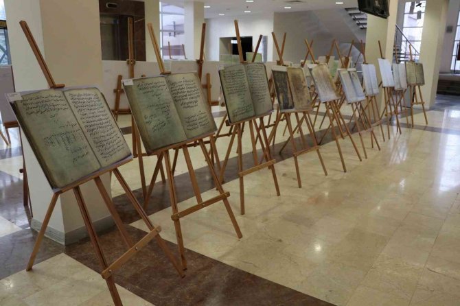 ‘Duvarın Arkası - Kudüs’te Osmanlı El Yazmaları’ Sergisi Açıldı