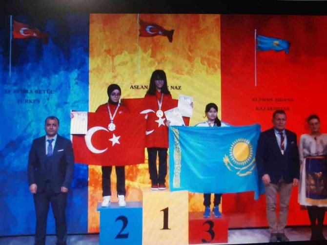 Eskişehirli Sporcuların Dünya Bilek Güreşi Şampiyonası’ndaki Başarısı