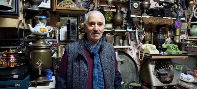 Geçmişe Derin Bir Yolculuk: Müze Gibi Çay Ocağı