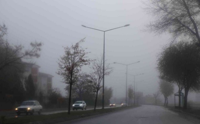 Erzincan’da Yoğun Sis Ve Pus Etkili Oldu