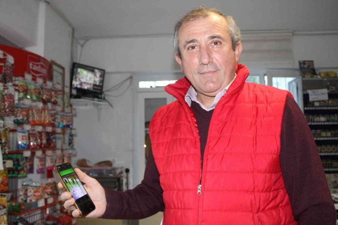 Hırsız Karga: Marketten Yumurta Ve Patates Cipsi Çalıyor