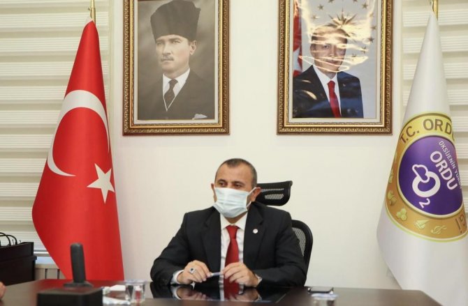 Vali’den ‘Pandemi Bitmedi’ Uyarısı