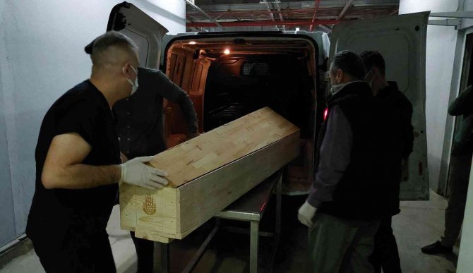 7. Kattaki Pencereden Düşen Lise Öğrencisi Hayatını Kaybetti