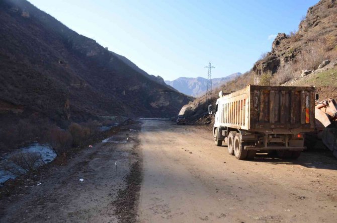 Terör Örgütü Pkk Patlattı, Devlet 13 Milyonluk Yatırım Başlattı