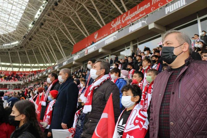 Minik Yiğidolar, Sivasspor’a Destek Olmaya Devam Ediyor