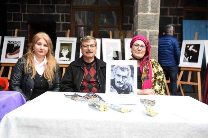 Siverekli Yazar Ve Şairler Okurlarıyla Buluştu