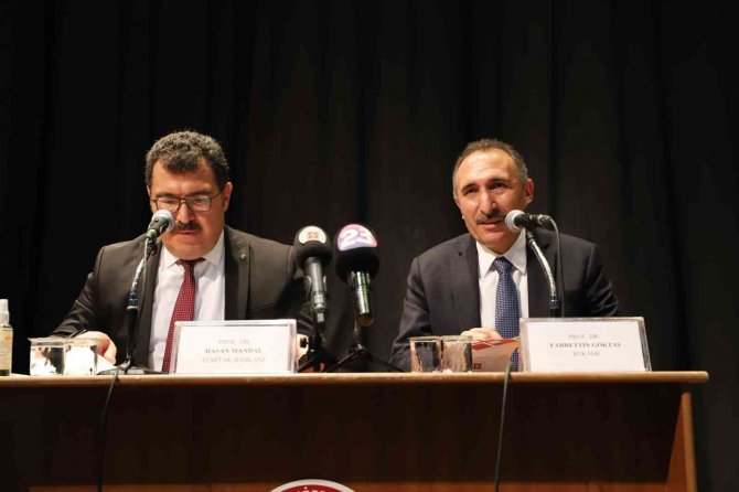 Tübi̇tak Başkanı Mandal, Akademisyen Ve Öğrenciler İle Bir Araya Geldi