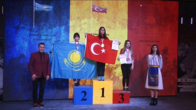 Eskişehirli Sporcuların Dünya Bilek Güreşi Şampiyonası’ndaki Başarısı