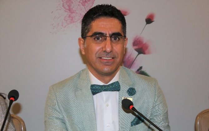 Prof. Dr. Özyiğit: “Bazı Ucuz Ek Vitaminlerin Kansere Neden Olabileceğini Biliyoruz”