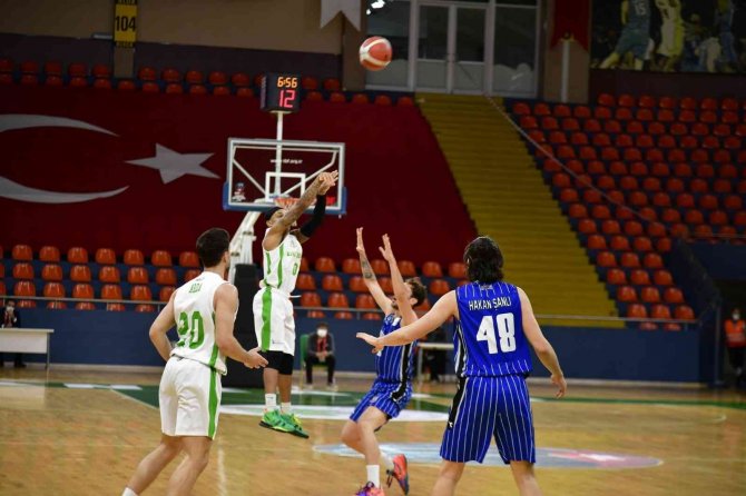 Mamak Belediyesi Basketbol Takımı Evinde Rahat Kazandı