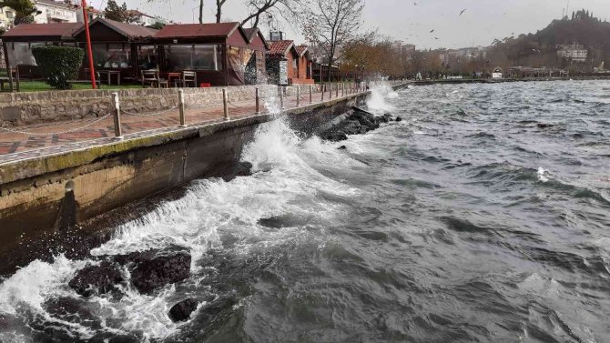 Fırtına Hayatı Olumsuz Etkiledi