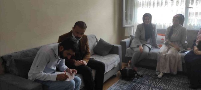 Ak Parti İ̇stanbul’dan Bir Günde 4 Bin 55 Ev Ziyareti