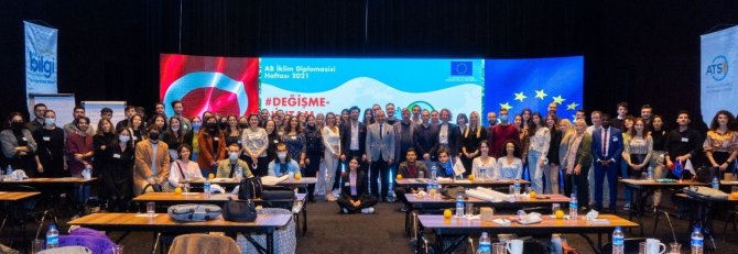 ‘Ab-türkiye Gençlik İ̇klim Forumu’ Antalya’da Gerçekleştirildi