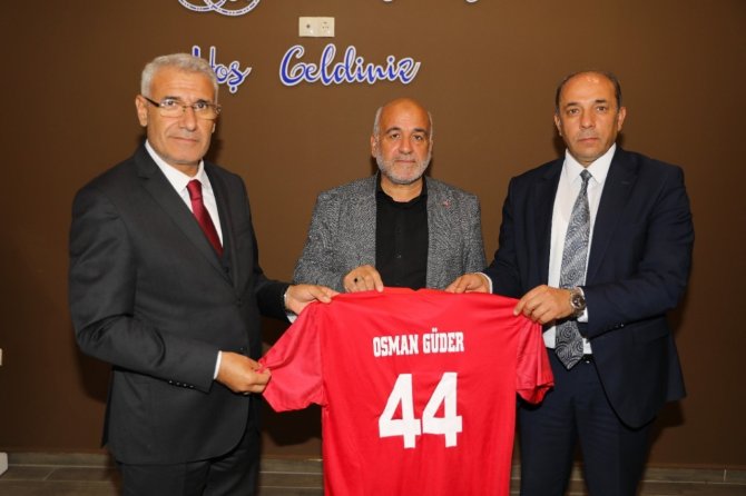 Başkan Güder’den Spora Ve Sporculara Tam Destek