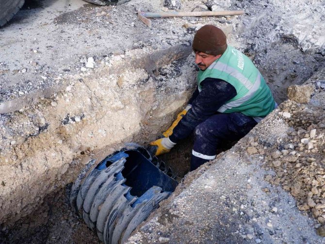 Bozüyük’te Alt Yapı Çalışmaları Devam Ediyor