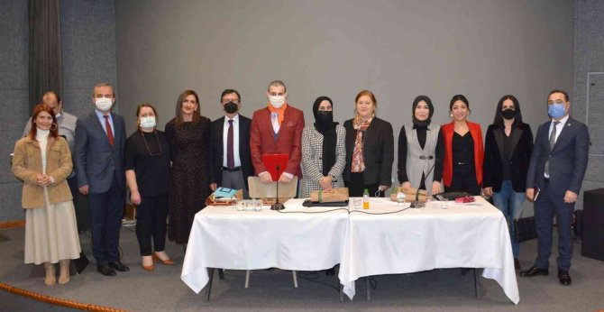 "Kadına Yönelik Şiddetle Mücadele Toplumsal Farkındalık" Paneli