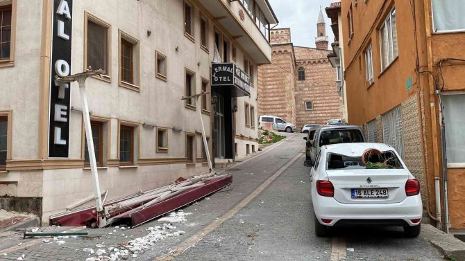 İ̇şte Fırtınanın Acı Bilançosu