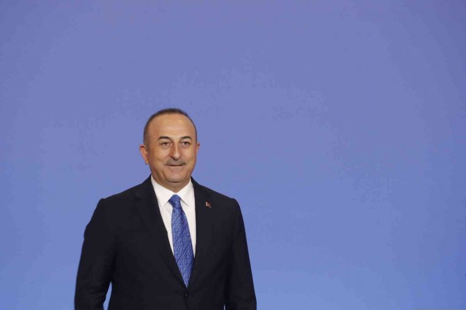 Bakan Çavuşoğlu, Riga’da Nato Genel Sekreteri Stoltenberg Tarafından Karşılandı